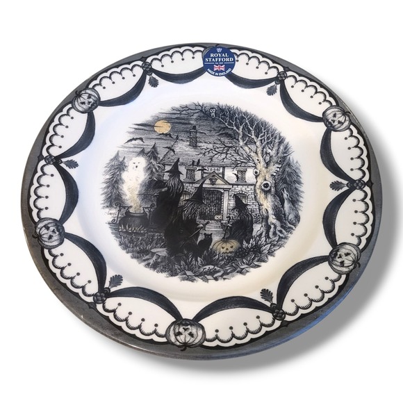 Royal Stafford Witches Coven Halloween 11" Dinner Plate - Picture 1 of 13